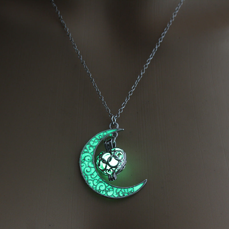 Glowing Pendant Necklace | Silver-Plated Chain with Luminescent Crystal for Women